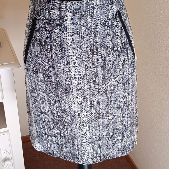 LOFT Knit and Tweed Dress. Career. Professional. - Picture 3 of 11